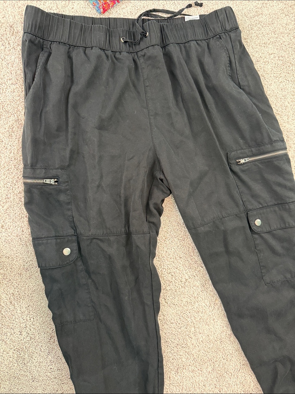 Banana Republic Black Drawstring Cargo Joggers - Picture 6 of 6